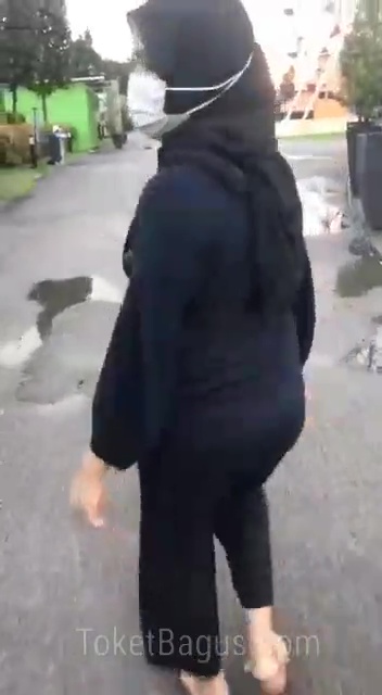 Ukhty Cantik Dijemput tapi kena ewe dalam mobil Thumb