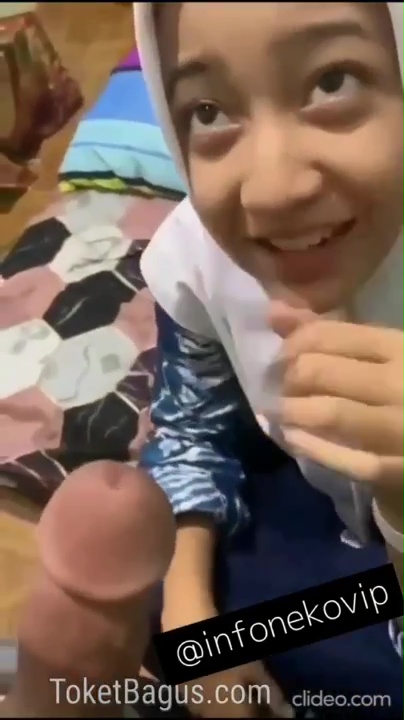 Jilbab Bocil Anak SMP Pulang Sekolah Diajarin Nyepong Thumb