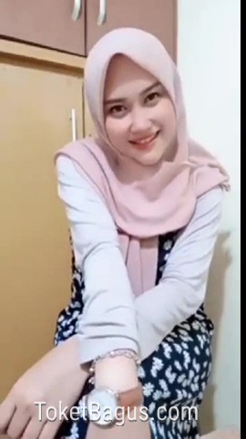 Jilbab Pink Colmek Cakep & Pulen Banget Thumb